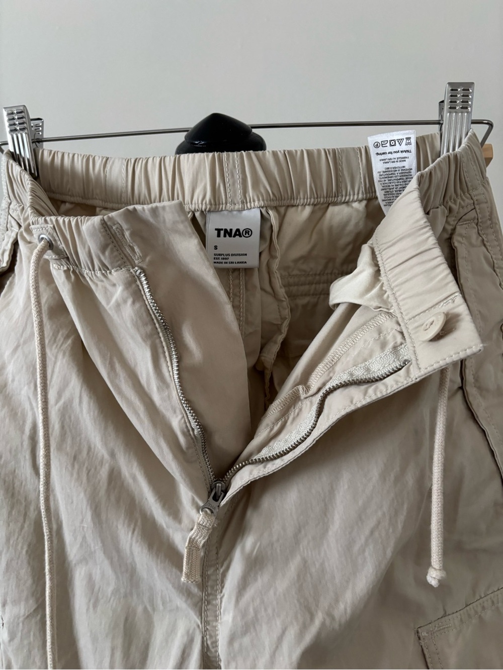 TNA Aritzia MulleinSquad Pocket Parachute Pants - Picture 6 of 8